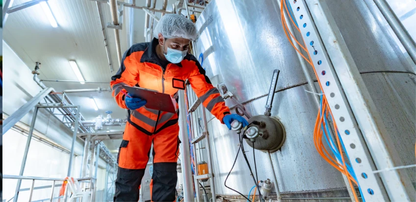 Deep Water Tank Cleaning in Dubai Removing desert sand and sediment during deep water tank cleaning in Dubai