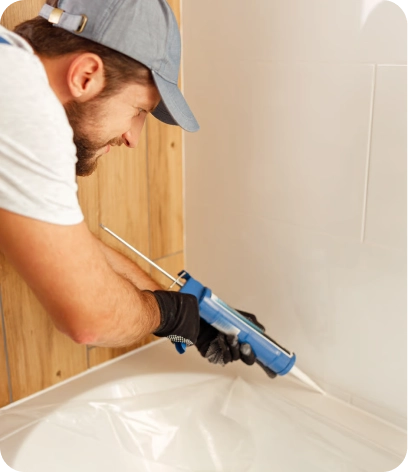 Professional providing premium bathtub fixing in Dubai Marina residential apartment.